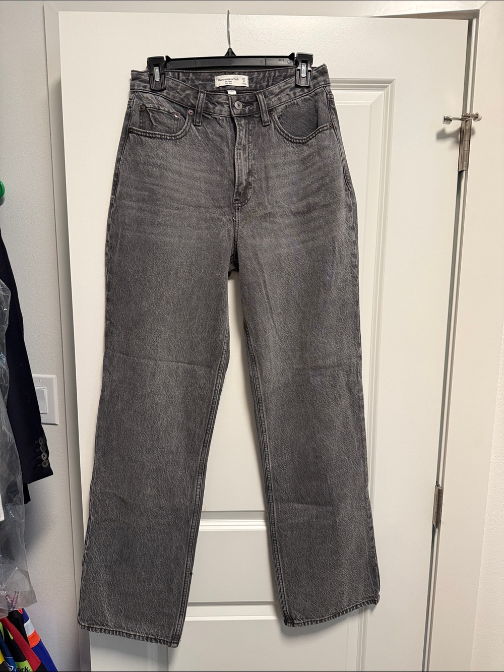 Abercrombie & Fitch Gray “The Loose” Curve Love Jeans